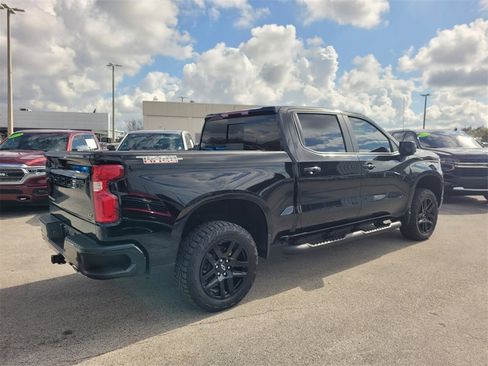 Used 2024 Chevrolet Silverado 1500 LT Trail Boss w/ Convenience Package II image 17