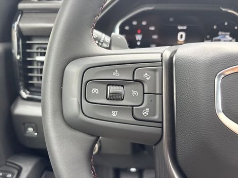 New 2026 GMC Sierra 1500 AT4X w/ LPO, Black Badging Package AWD/4WD image 32