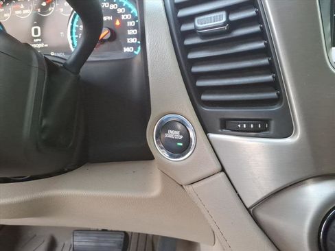 Used 2020 GMC Yukon Denali w/ Denali Ultimate Package image 13