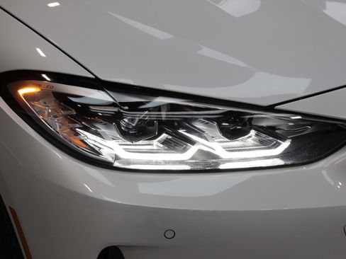 Used 2022 BMW 430i xDrive Convertible w/ Premium Package 2 image 13