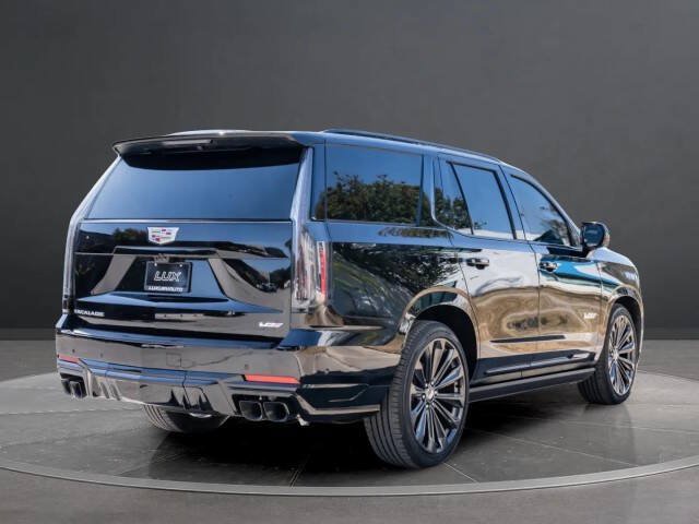 Used 2026 Cadillac Escalade V AWD/4WD image 6