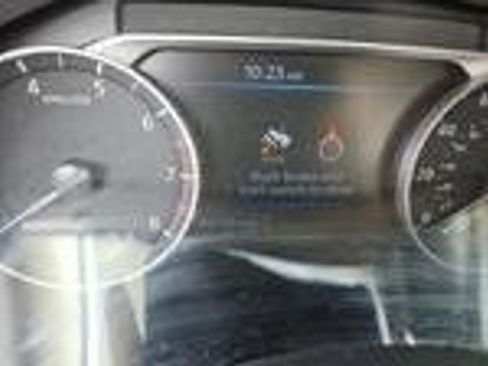 Used 2024 Nissan Altima 2.5 SV image 11