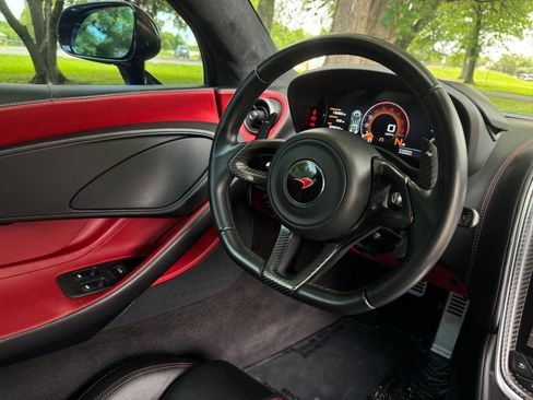 Used 2017 McLaren 570S Coupe RWD image 67