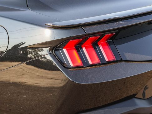 Used 2024 Ford Mustang GT Premium RWD image 11
