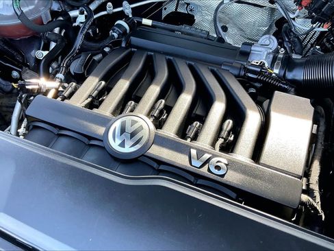 Used 2019 Volkswagen Atlas SE w/ Towing Package AWD/4WD image 29