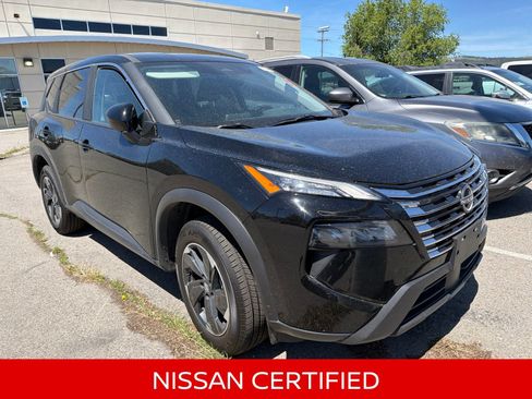 Certified 2025 Nissan Rogue SV AWD/4WD image 4
