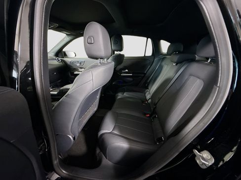 Used 2024 Mercedes-Benz GLA 250 4MATIC image 25