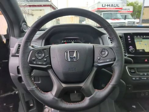 Used 2025 Honda Passport TrailSport image 23