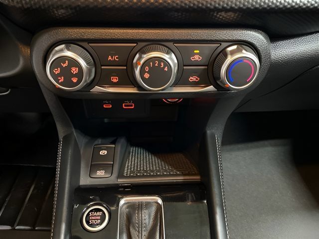 Certified 2023 Nissan Kicks SV FWD image 18