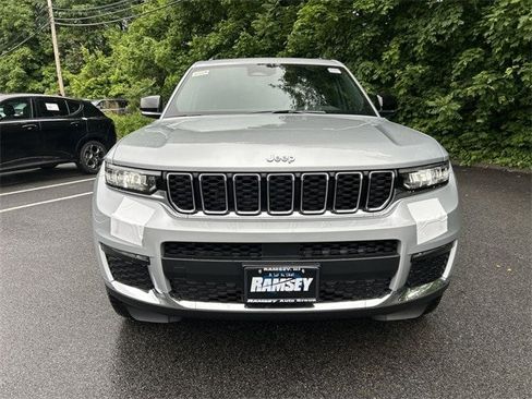 New 2025 Jeep Grand Cherokee L Limited image 3