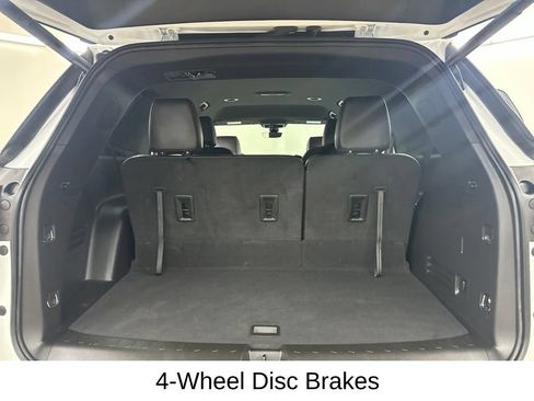 Used 2023 Chevrolet Traverse RS AWD/4WD image 31