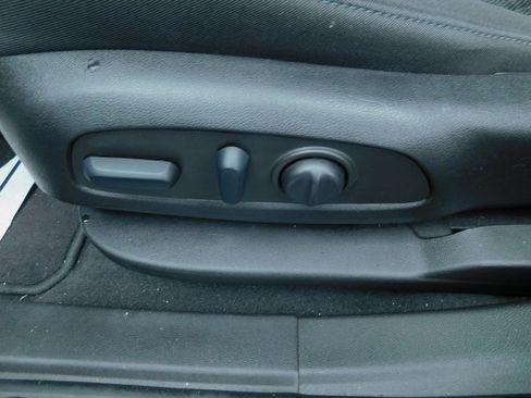 Used 2022 Chevrolet Blazer LT image 23