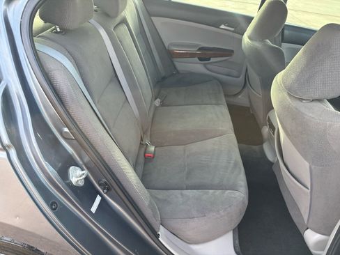 Used 2012 Honda Accord EX image 9