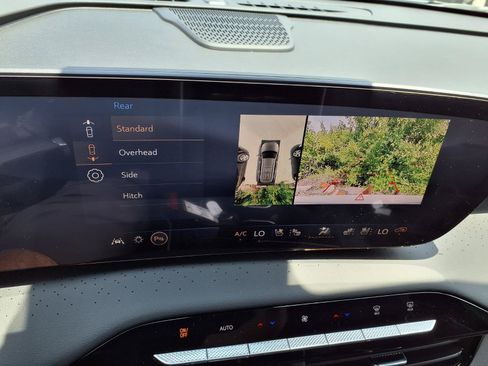 New 2026 Buick Enclave Avenir w/ Super Cruise Package AWD/4WD image 5