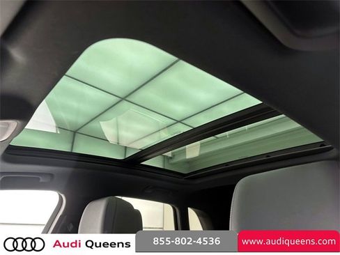 Used 2021 Audi Q3 2.0T Premium w/ Convenience Package image 21