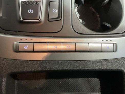New 2026 Kia Carnival LXS FWD image 12