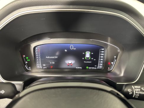 Certified 2023 Honda Pilot Elite image 37