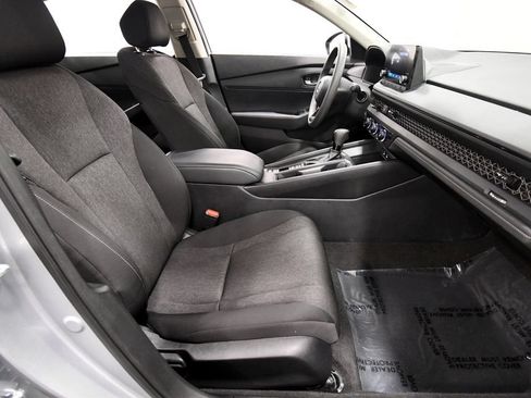 Certified 2024 Honda Accord LX image 17