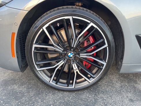 Used 2023 BMW 540i w/ M Sport Package image 7