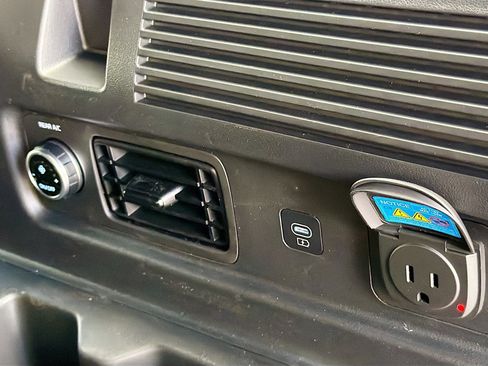 New 2026 Hyundai Santa Fe Calligraphy w/ Tow & Go Package AWD/4WD image 13