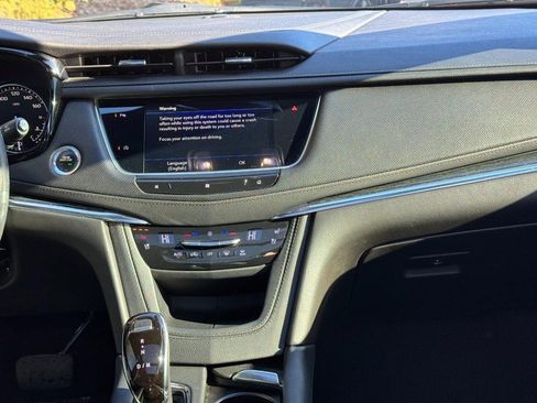 Used 2021 Cadillac XT5 Premium Luxury w/ LPO, Floor Liner Package image 14