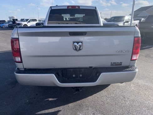 Used 2018 RAM 1500 Express w/ Popular Equipment Group image 7