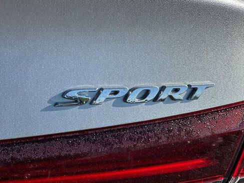 Used 2025 Honda Civic Sport image 29