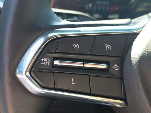 Used 2025 Chevrolet Equinox ACTIV AWD/4WD image 17