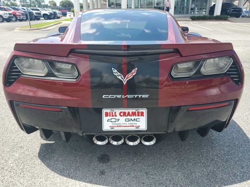 Used 2016 Chevrolet Corvette Stingray Coupe RWD image 4