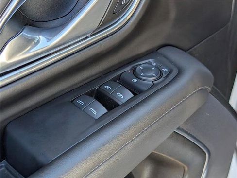 Used 2024 Chevrolet Tahoe LS RWD image 11