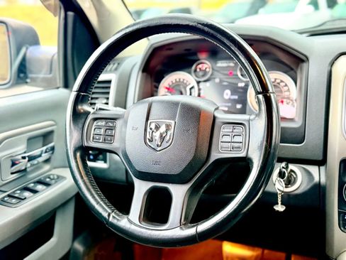 Used 2014 RAM 1500 Big Horn image 32