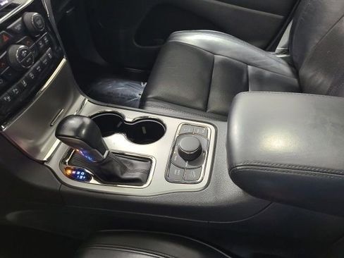 Used 2020 Jeep Grand Cherokee High Altitude AWD/4WD image 34