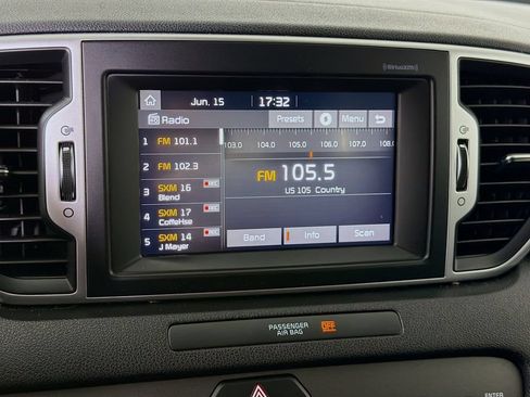 Used 2017 Kia Sportage EX FWD image 13