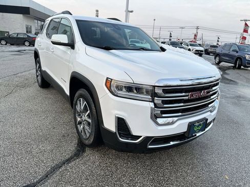 Used 2023 GMC Acadia SLE w/ Driver Convenience Package image 12