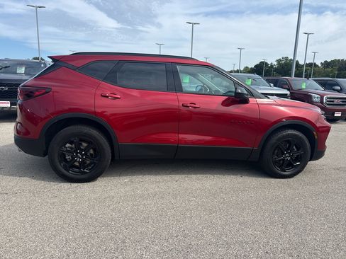 Certified 2023 Chevrolet Blazer LT w/ Convenience Package AWD/4WD image 4