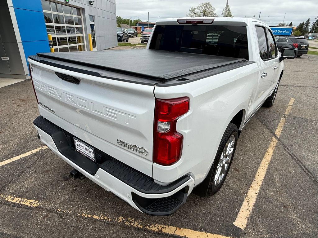Certified 2023 Chevrolet Silverado 1500 High Country w/ Technology Package AWD/4WD image 6