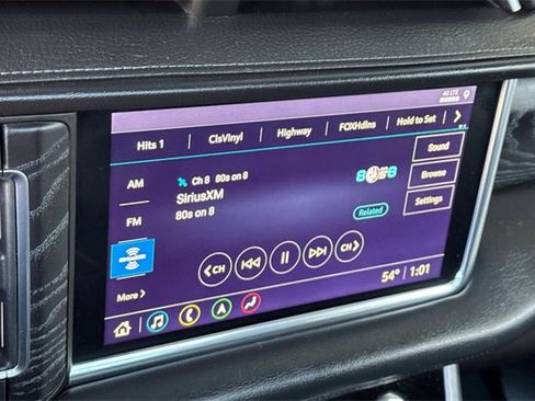 Used 2021 GMC Yukon XL Denali w/ Denali Premium Package image 19