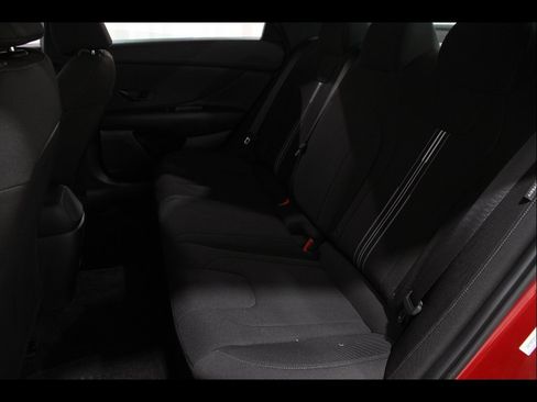 Certified 2025 Hyundai Elantra Sport FWD image 16