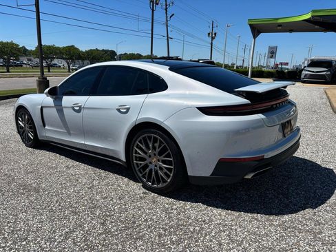 Used 2025 Porsche Panamera 4 w/ Premium Package AWD/4WD image 5