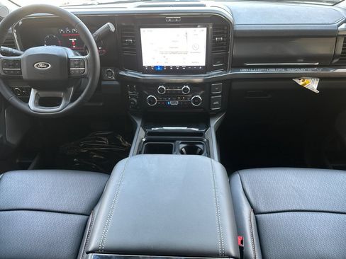 New 2026 Ford F250 Lariat w/ Black Appearance Package AWD/4WD image 13