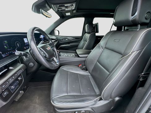 Used 2023 Cadillac Escalade Sport image 13