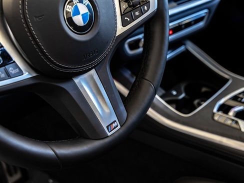 Certified 2025 BMW X5 xDrive40i w/ M Sport Package image 18