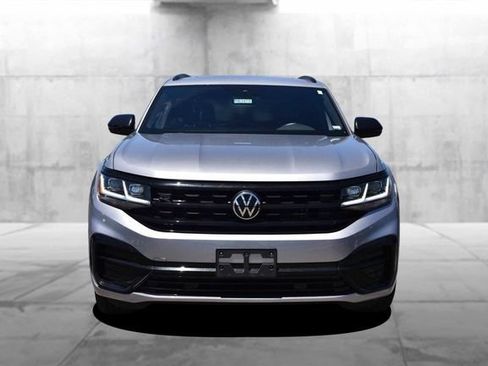 Certified 2023 Volkswagen Atlas Cross Sport SEL R-Line AWD/4WD image 4