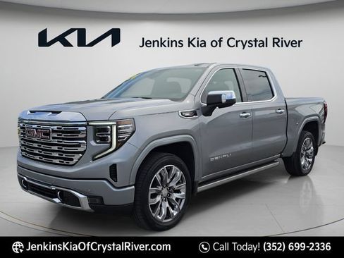 Used 2024 GMC Sierra 1500 Denali AWD/4WD image 14