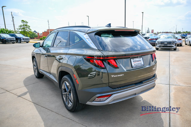 Certified 2025 Hyundai Tucson SEL AWD/4WD image 3