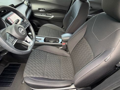 Used 2022 Nissan Kicks SV image 23