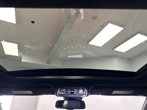 Used 2019 Kia Stinger GTS image 44