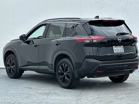 Certified 2023 Nissan Rogue SV w/ SV Premium B Package image 7