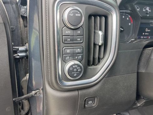 Used 2021 GMC Sierra 1500 SLT AWD/4WD image 18