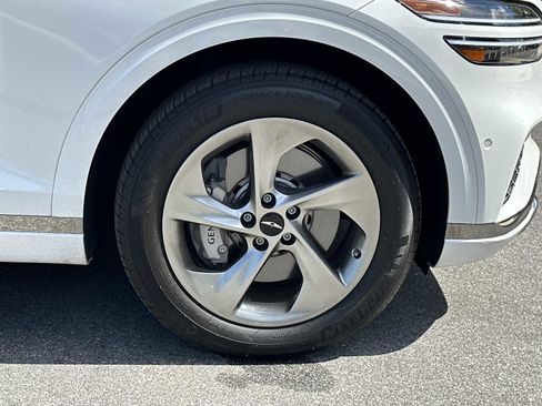 New 2026 Genesis GV70 2.5T Advanced image 7